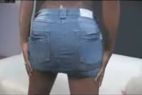 tranny Has monstrous 10-Pounder