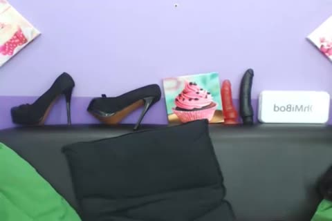 All black Camshow