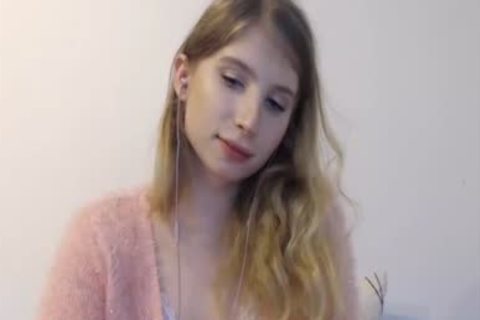 fine Russian tranny webcam