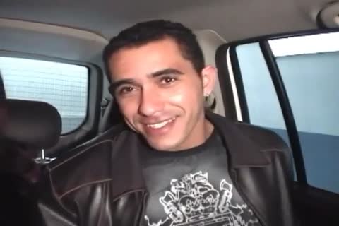 Latina transsexual Francine Munhoz desires fucking hard
