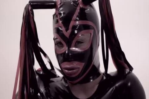 Fetish tranny In Latex Suit And Mask bonks