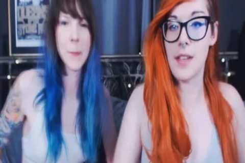 Red Hair playgirl blowing Partner Shaft