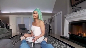 TSVirtualLovers - slutty Stepmom Domino Presley