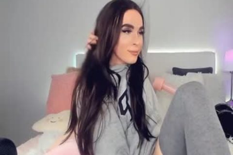 Sierradiamond cam lady-man