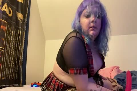 Chubby shemale fun with toys
