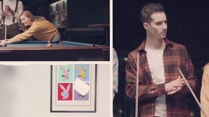 Casey Kisses [Billiard challenge]