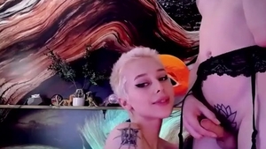 juicy Cis beauty suck Gently Her T-girlfriend