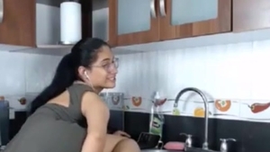 gorgeous tranny dilettante hoe Plays With Her Monster penis