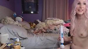 Vibrant Vixen's Stiff Rod Quivers in Action