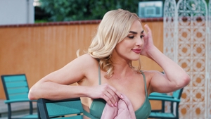 Transfixed: Warming up with Kenzie Anne
